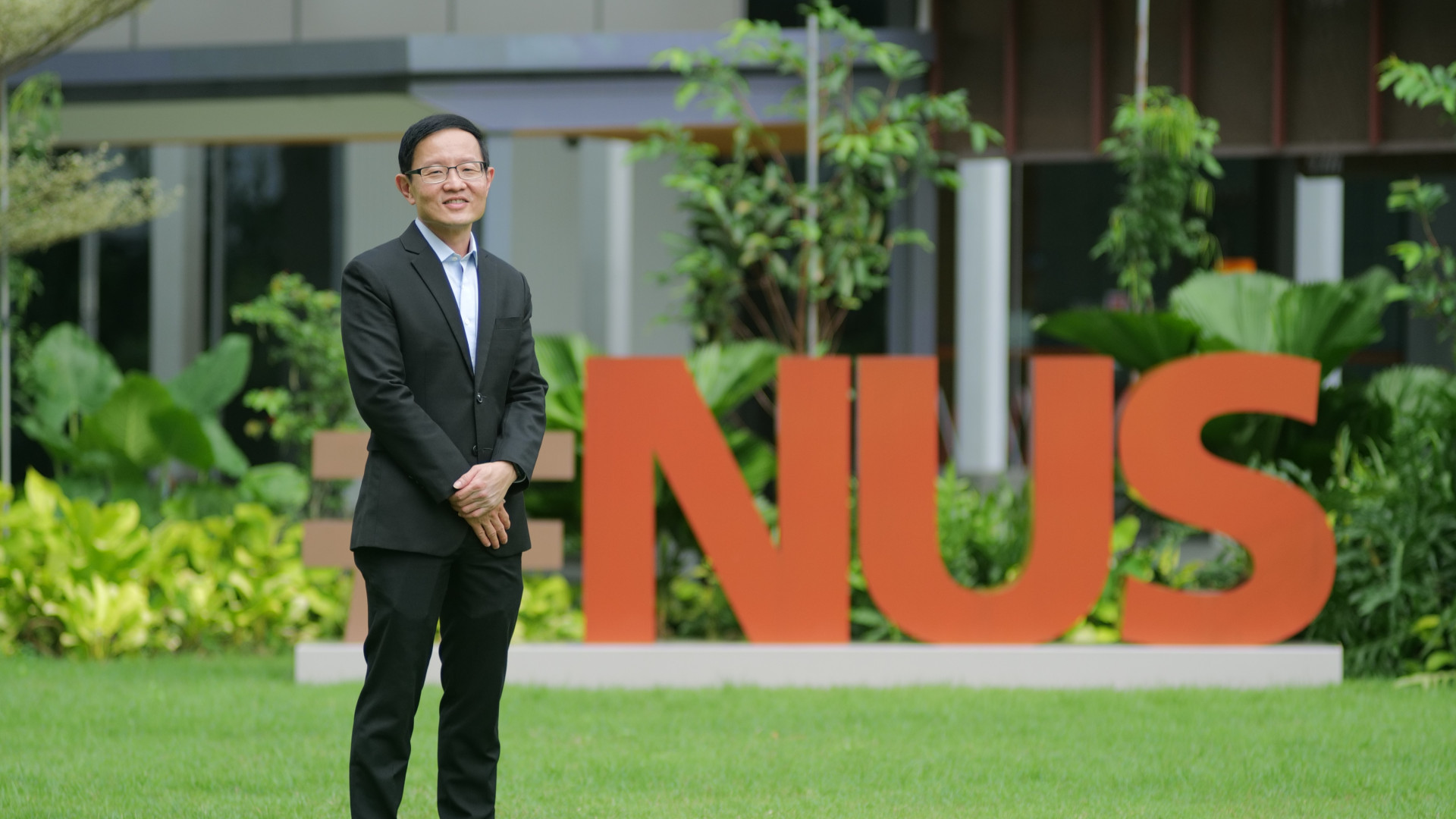 1758706762441835.jpg 1920_proflimchweetecklandscape.jpg